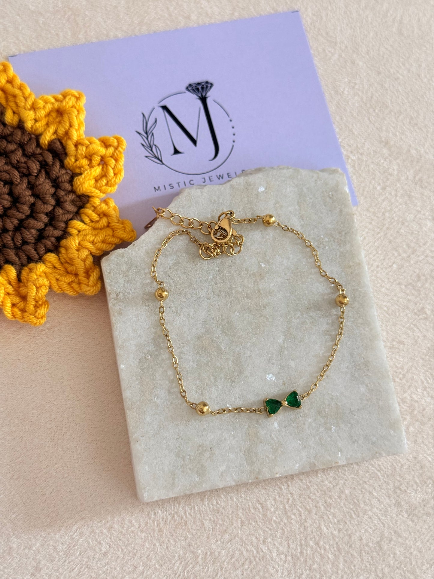 Minimal Bow Bracelet