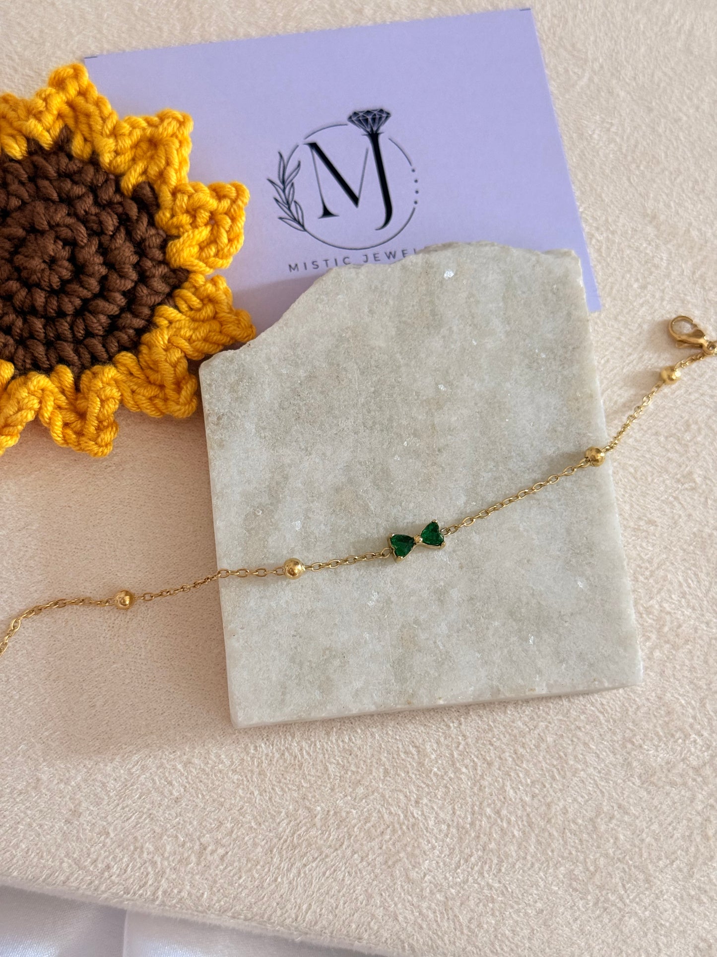 Minimal Bow Bracelet