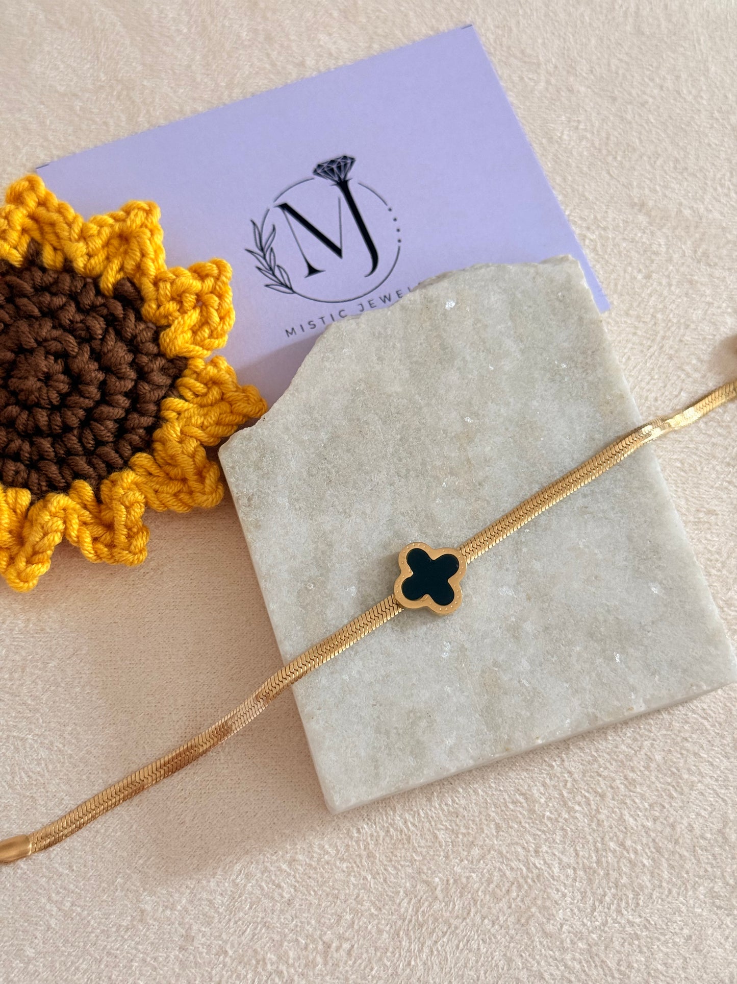 Clover Bracelet with snake chain