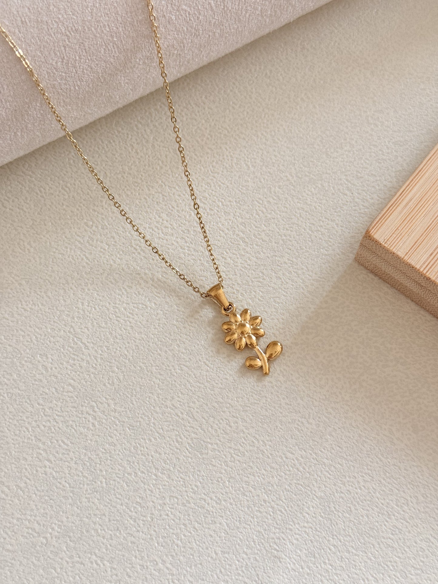 Blooming Beauty Necklace