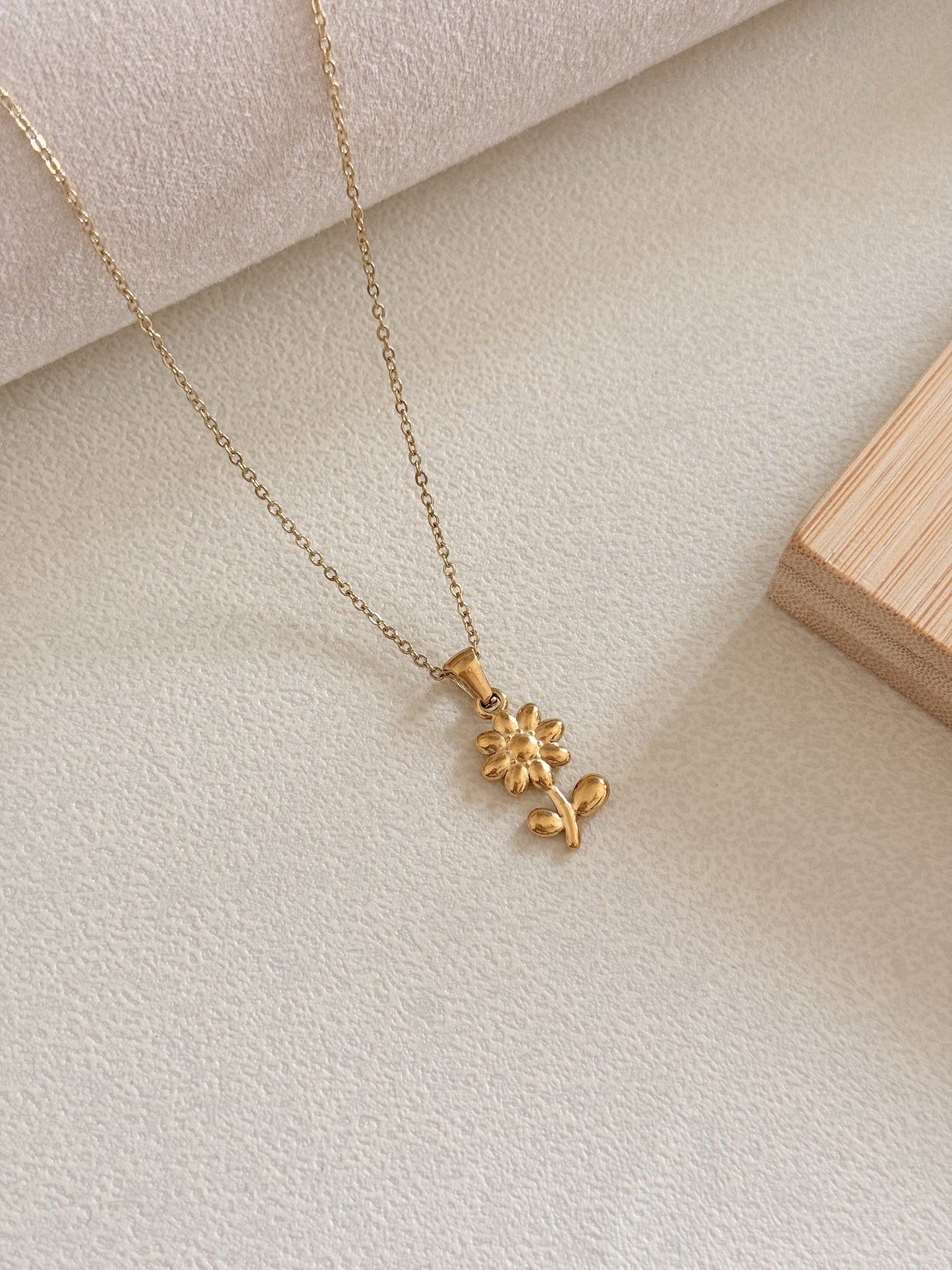 Blooming Beauty Necklace