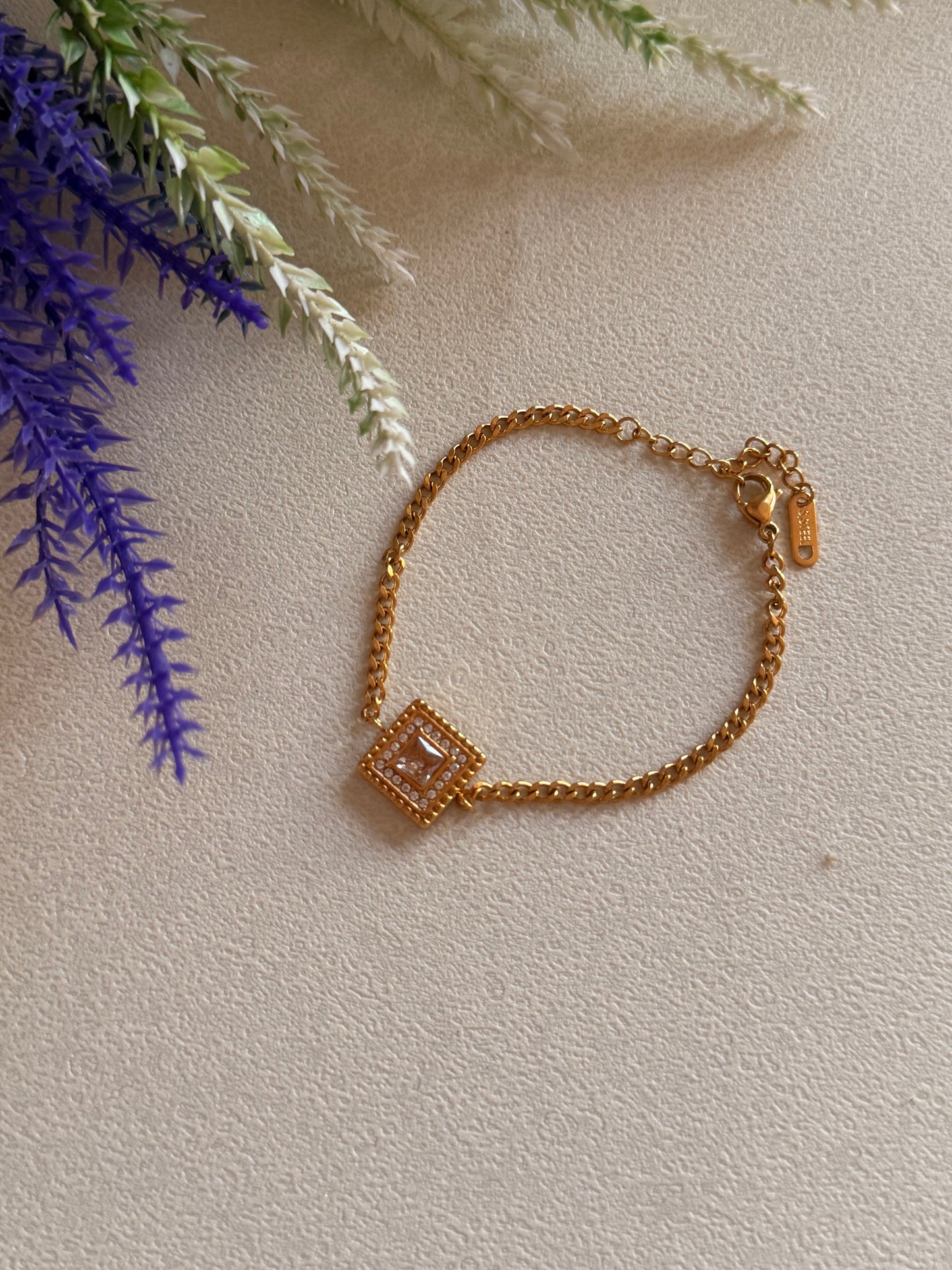 Zircon Stone Dial Bracelet