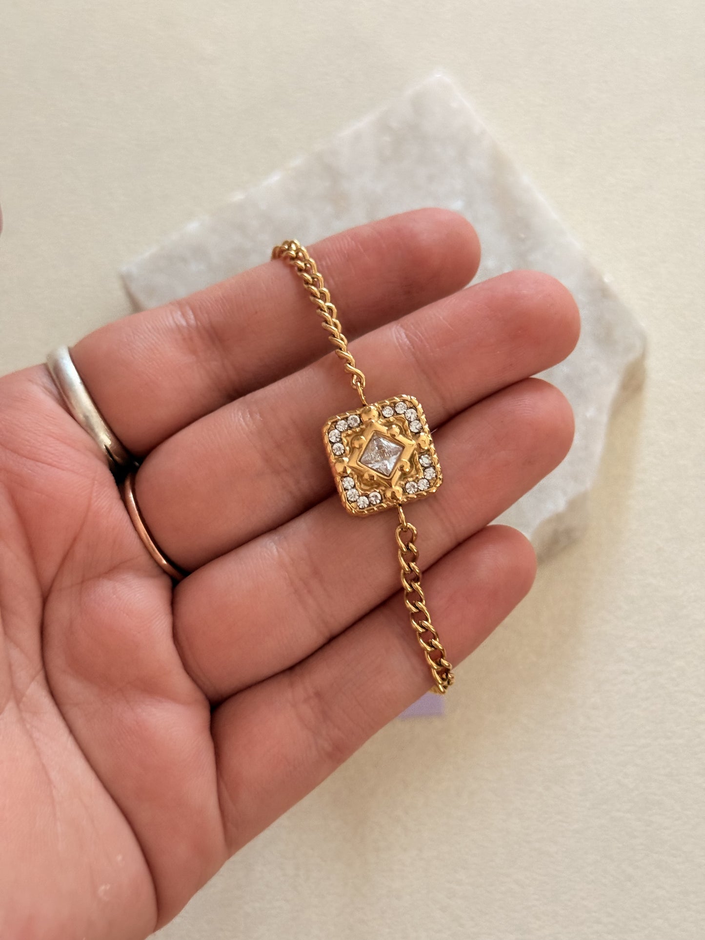 Golden Glitter Bracelet