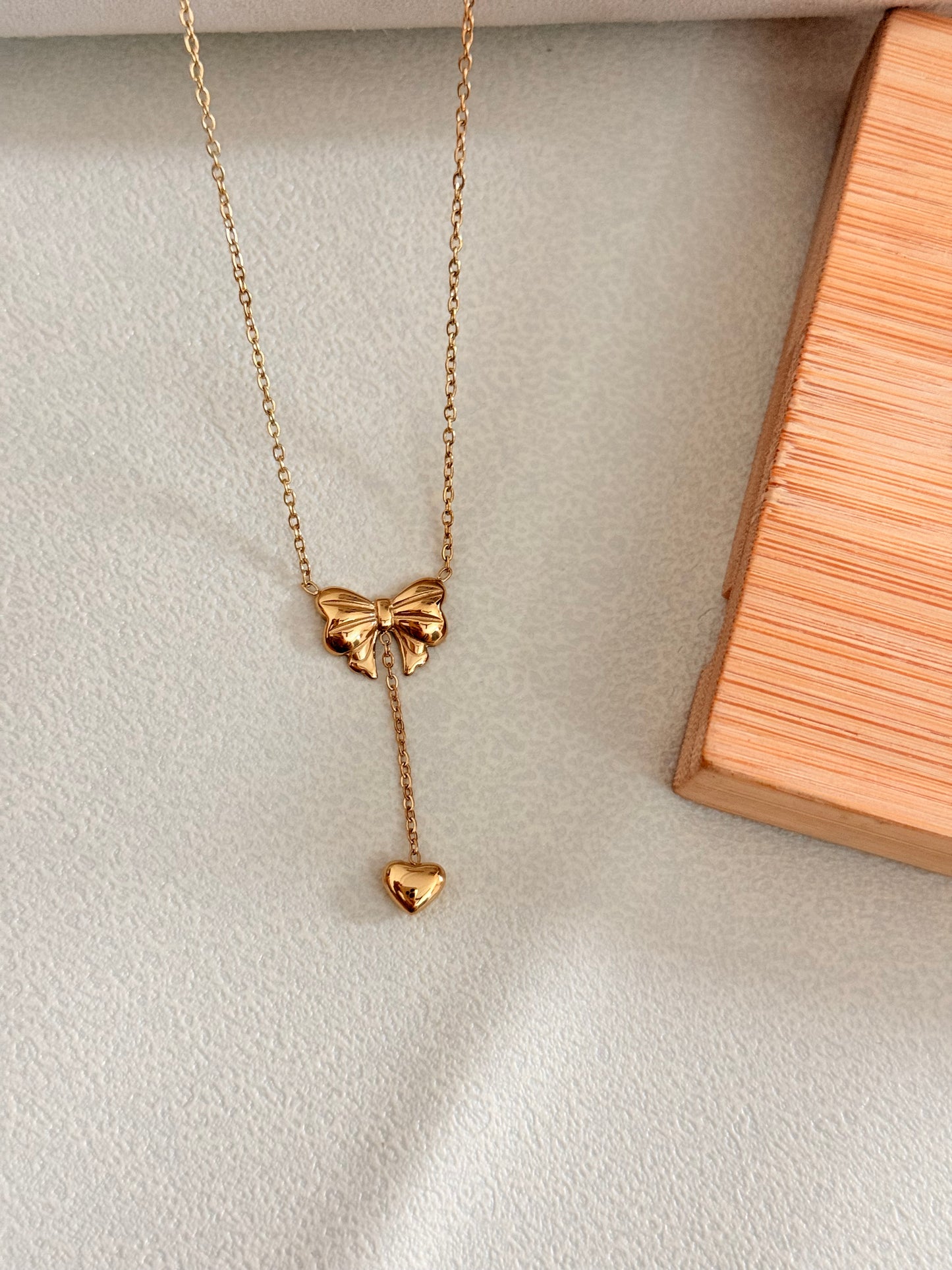 Bow-Heart Necklace