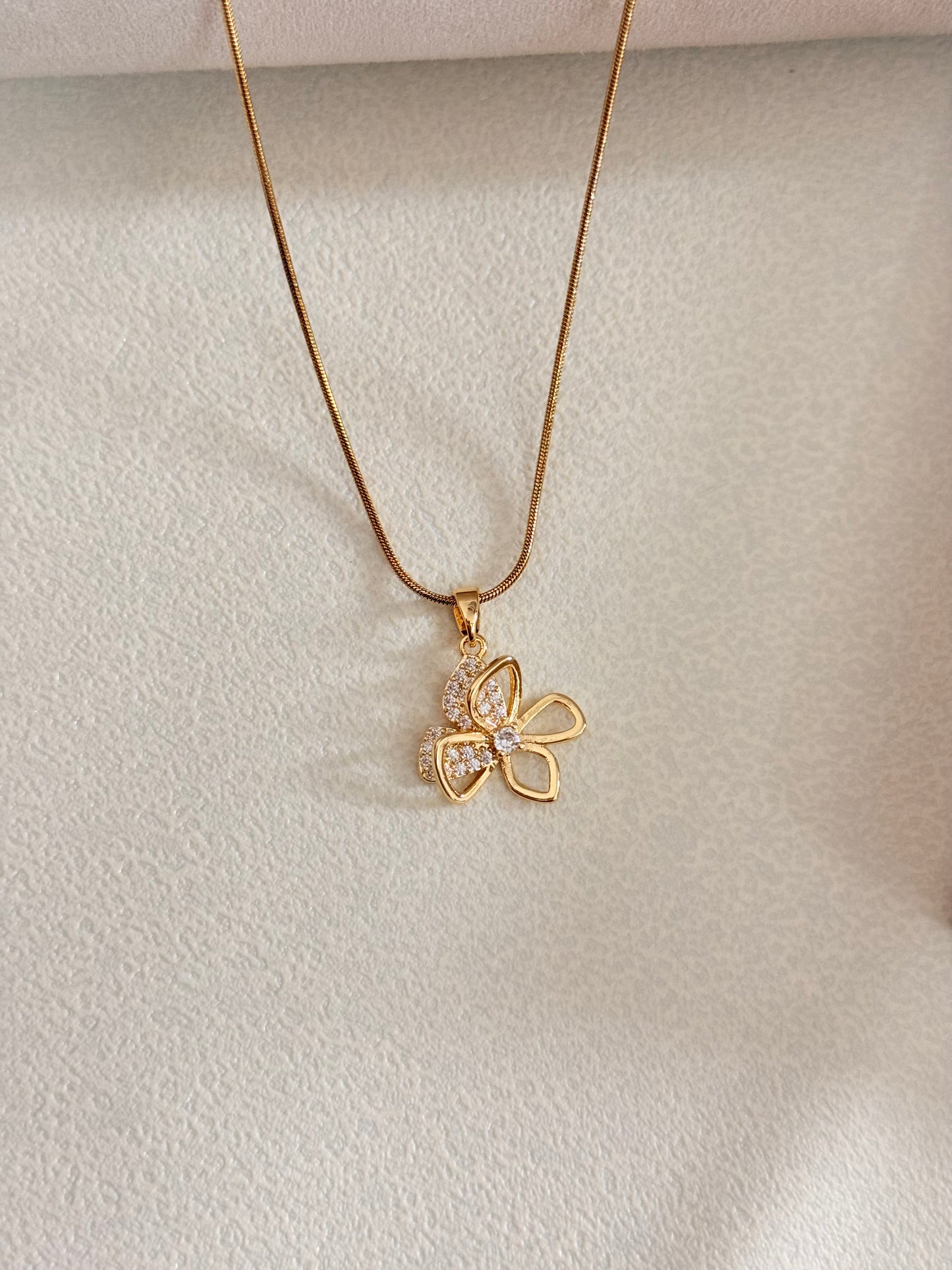 Double  Wing Necklace