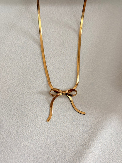 Snake Bow Necklace
