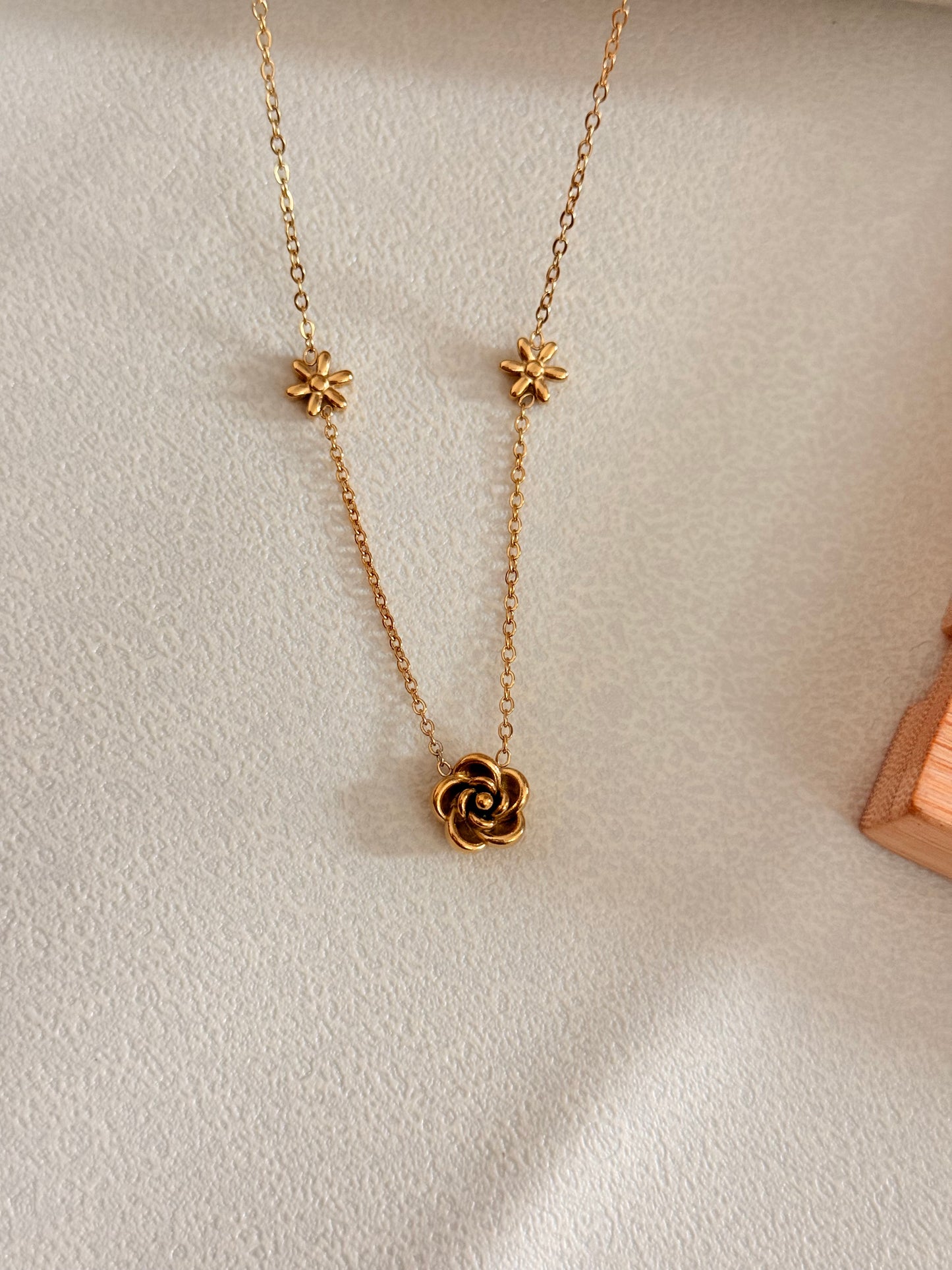 Rosalia Necklace