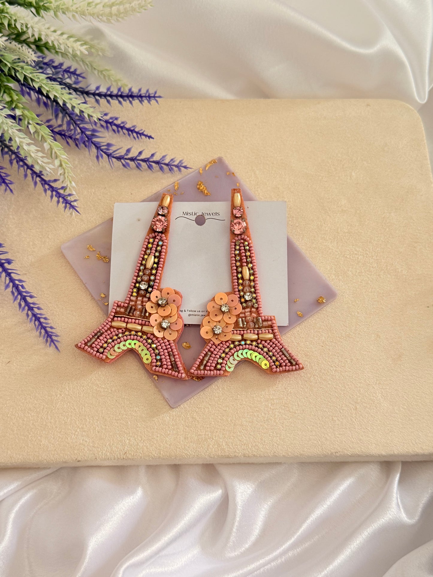 Eiffel tower Beaded earrings