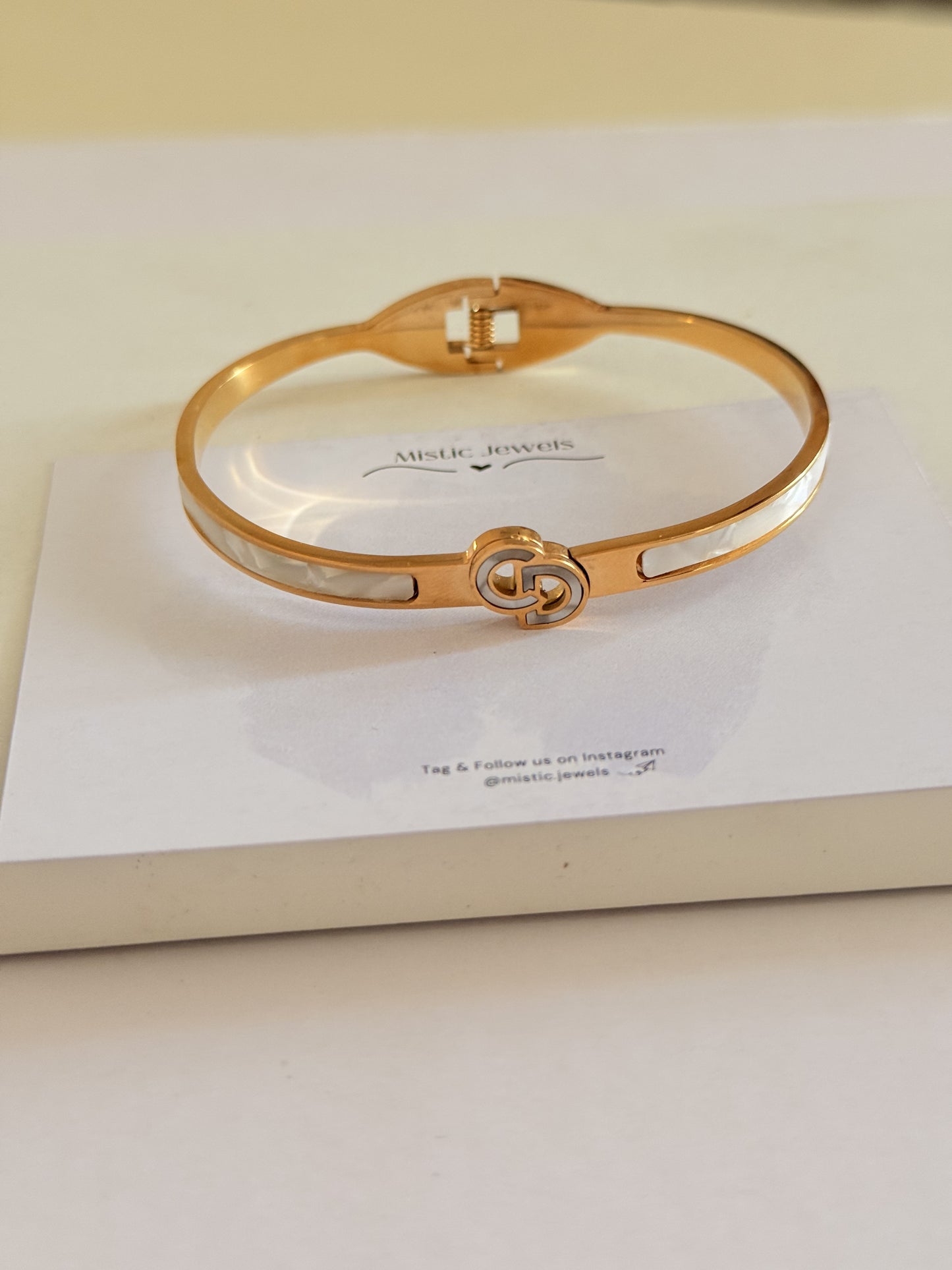 Aurum Luxe
