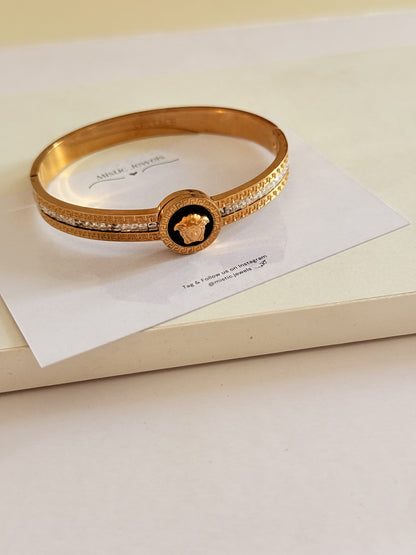 Medusa Majesty Bangle bracelet