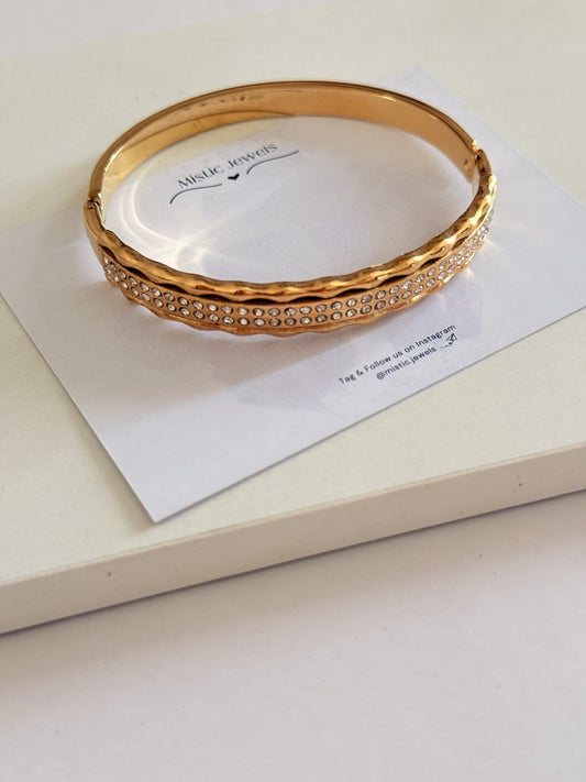 Diamanté Dream Bangle bracelet