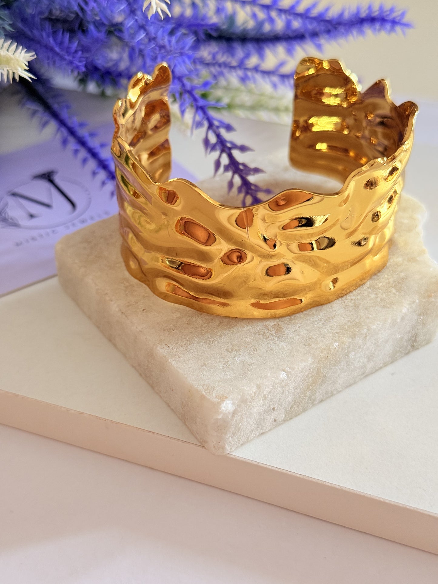 Wealthy Pig Bracelet