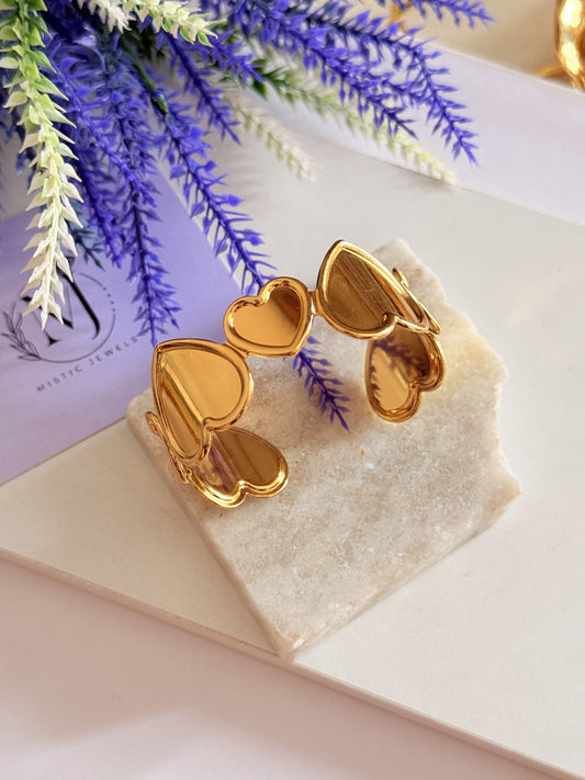 Bold Heart Bracelet